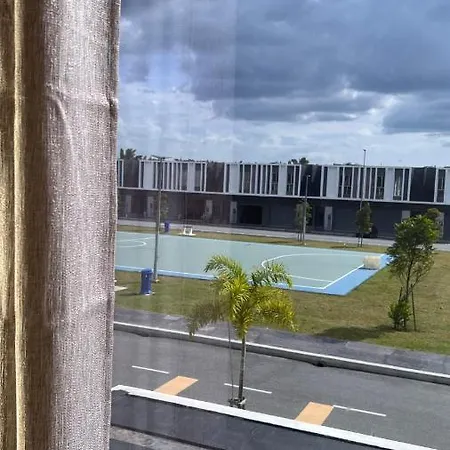 Klia Somehouse Homestay Sepang Exterior photo